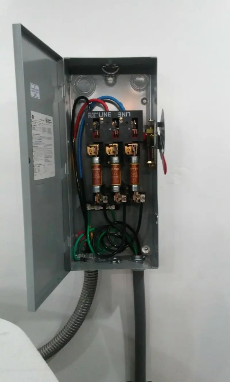 Three-phase disconnect switch installed for Electrical Wiring & Rewiring in Rio Communities